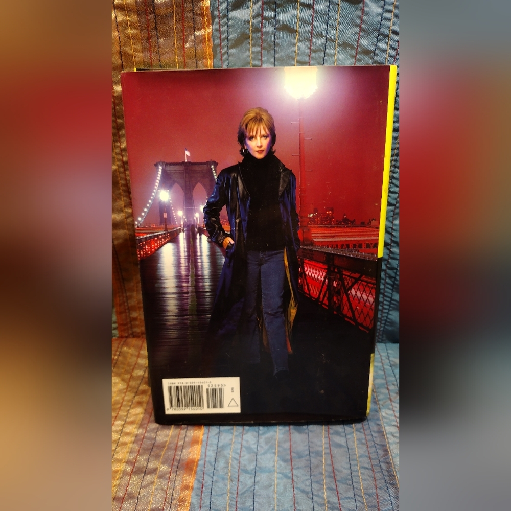 2 Nora Roberts Writing as J.D. Robb Novels from the " Death Series " - Picture 7 of 10